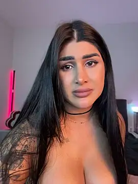 Niinarosee Live XXX-Chat