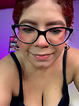 Živý XXX chat Solaangel_