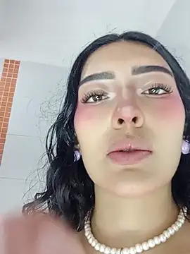 Show modela JuliethaFox na web-kameri