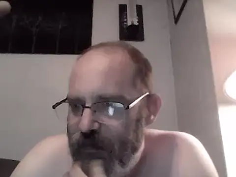 crazyheratic8's Webcam Show