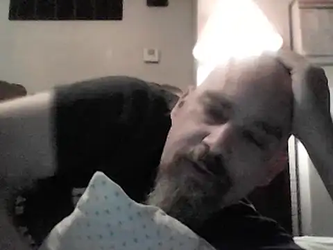 crazyheratic8's Webcam Show
