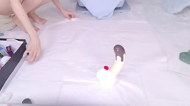 hana-08787-'s Webcam Show