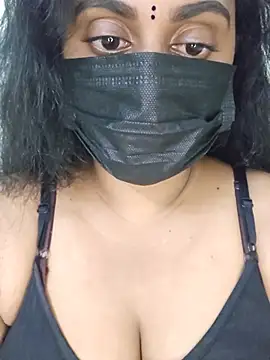 Preethi_cutie22 Adlı Modelin Canlı XXX Sohbeti
