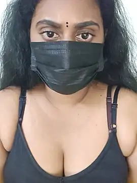 Preethi_cutie22 Adlı Modelin Canlı XXX Sohbeti