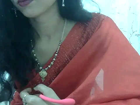Laila_Cute Adlı Modelin Web Kamerası Şovu