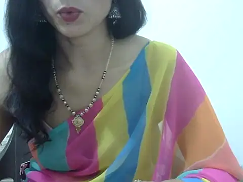 Show de Laila_Cute na webcam