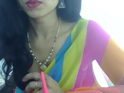 Laila_Cute Webcam Show