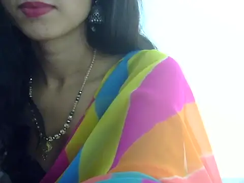 Laila_Cuten Webbikameraesitys