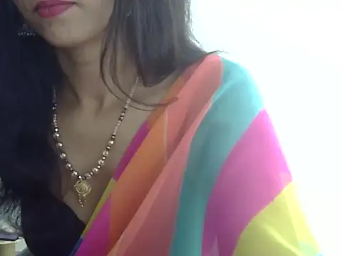 Show modela Laila_Cute na web-kameri