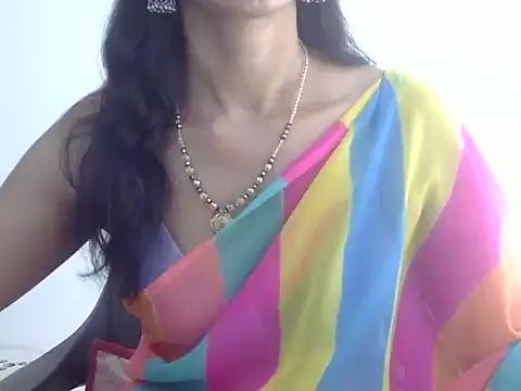 Pokazy przed kamerką – Laila_Cute