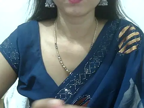 Laila_Cute Show Webcam