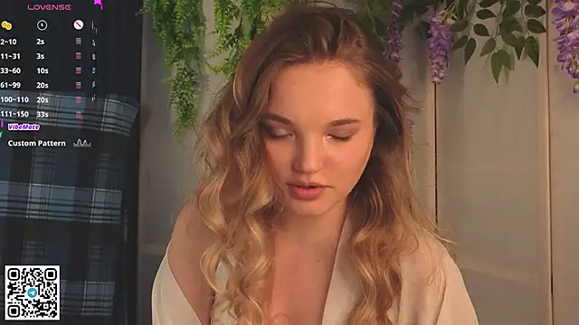 JulieLupo Live XXX-Chat