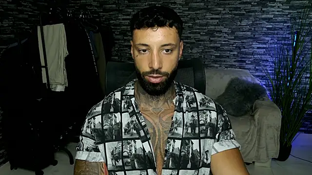 MasculineGuy99 Webcamshow