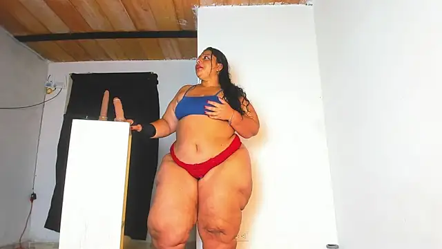 BBW_LATIN_BIGASSS Adlı Modelin Canlı XXX Sohbeti