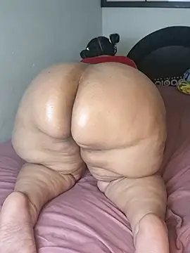 BBW_LATIN_BIGASSS' Webcam Show