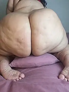BBW_LATIN_BIGASSS – Live XXX-chat
