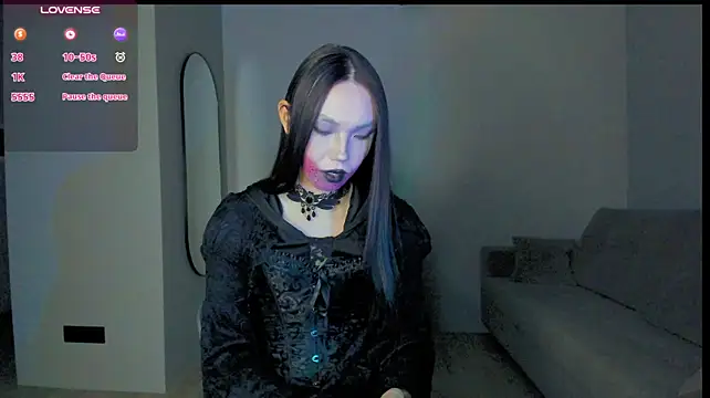 Show modela lona_li na web-kameri