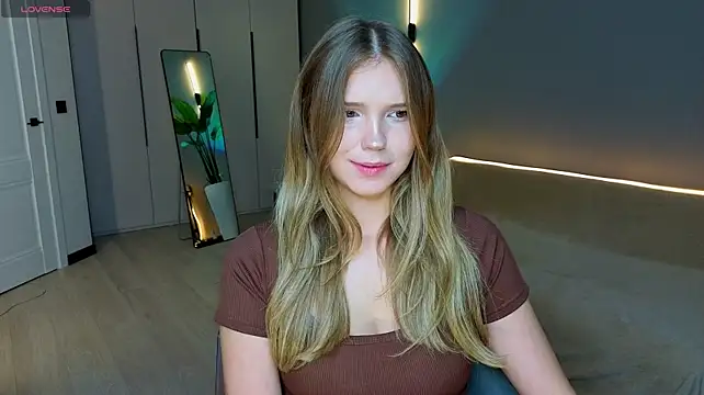 XXX chat uživo modela linakorvin