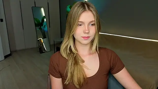 linakorvin's Webcam Show