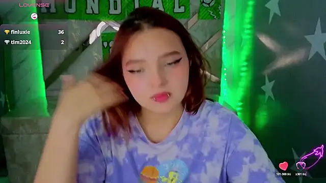 mia_foster_t 现场XXX聊天