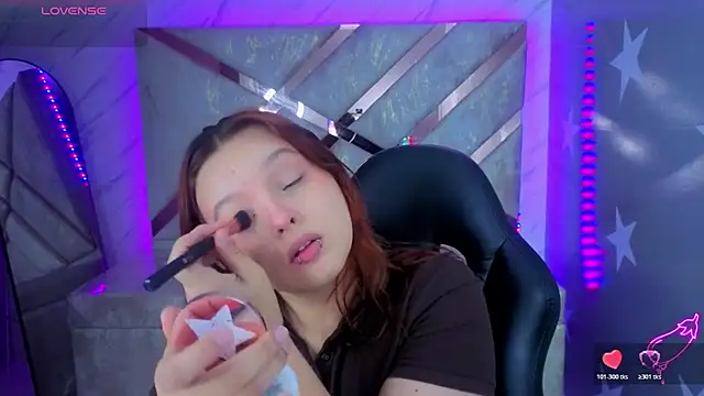 Chat XXX en directo de mia_foster_t