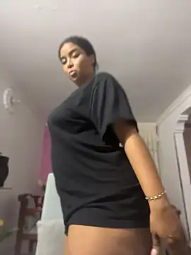 mitschellfox21 Adlı Modelin Canlı XXX Sohbeti