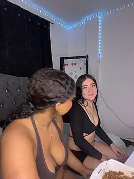 Chat +18 de mitschellfox21 ao vivo