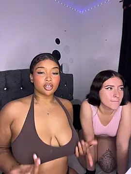 mitschellfox21's Live XXX Chat