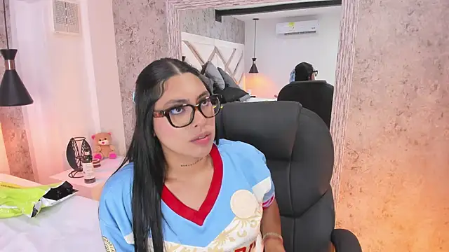 Czat XXX na żywo – Vanessa_Rain_