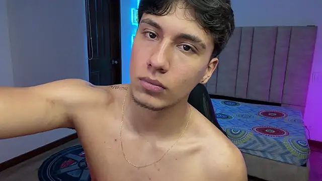 CHRIS_MORGAN1 Adlı Modelin Web Kamerası Şovu