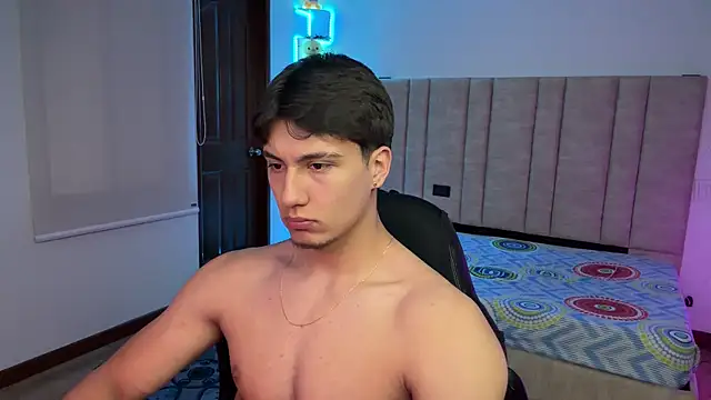 Pokazy przed kamerką – CHRIS_MORGAN1