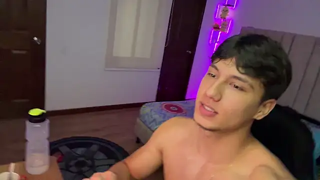 CHRIS_MORGAN1 Adlı Modelin Web Kamerası Şovu