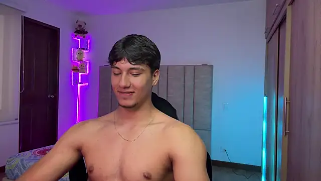 CHRIS_MORGAN1: вебкам-шоу