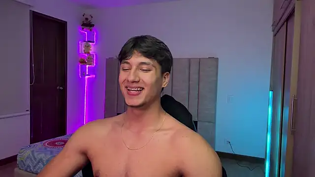 CHRIS_MORGAN1 Adlı Modelin Web Kamerası Şovu