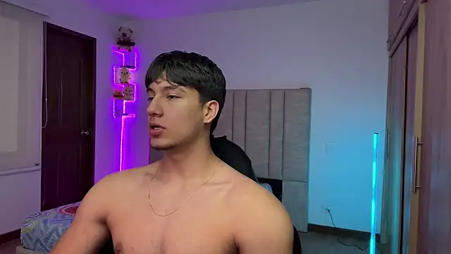 CHRIS_MORGAN1 Show in webcam