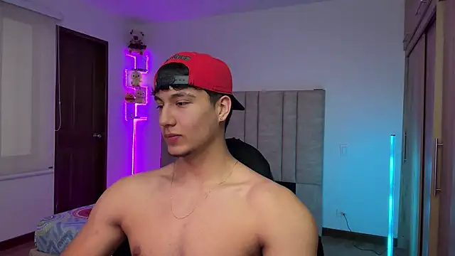CHRIS_MORGAN1 Show Webcam