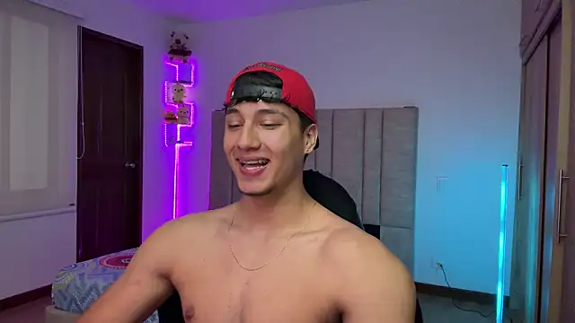CHRIS_MORGAN1 Adlı Modelin Web Kamerası Şovu