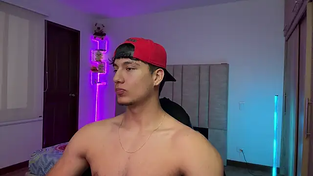CHRIS_MORGAN1 Adlı Modelin Web Kamerası Şovu