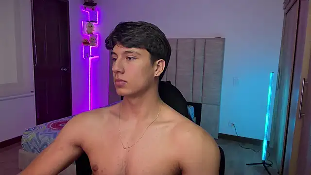 CHRIS_MORGAN1: вебкам-шоу