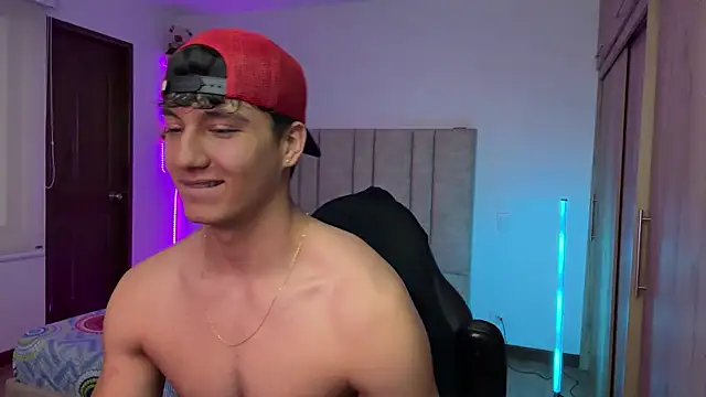 CHRIS_MORGAN1's Webcam Show