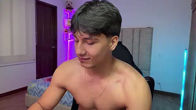 CHRIS_MORGAN1 Show Webcam