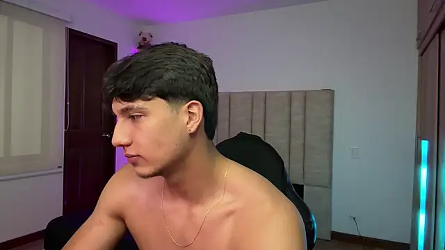 CHRIS_MORGAN1 Show Webcam