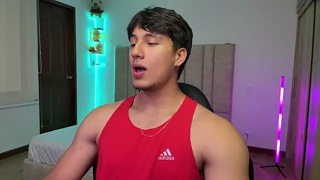 CHRIS_MORGAN1 Show in webcam