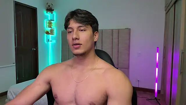 CHRIS_MORGAN1 Adlı Modelin Web Kamerası Şovu