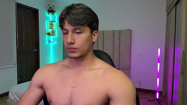 CHRIS_MORGAN1 Adlı Modelin Web Kamerası Şovu