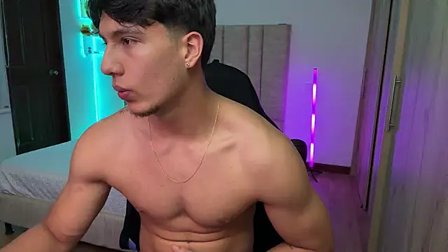 CHRIS_MORGAN1 Adlı Modelin Web Kamerası Şovu