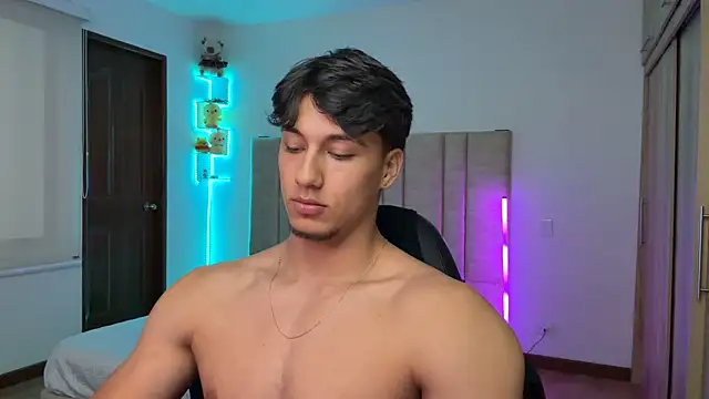 CHRIS_MORGAN1 Adlı Modelin Web Kamerası Şovu