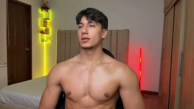 CHRIS_MORGAN1 Adlı Modelin Web Kamerası Şovu