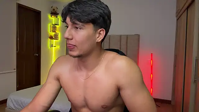 CHRIS_MORGAN1's Webcam Show
