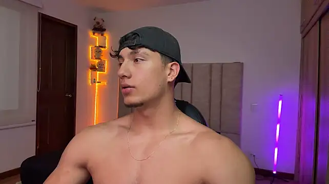 CHRIS_MORGAN1 Adlı Modelin Web Kamerası Şovu